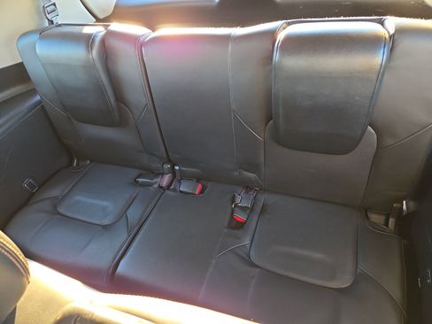 Used 2020 Nissan Armada SL w/ Premium Package image 11