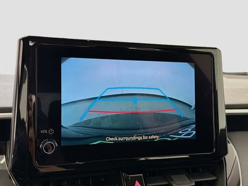 Used 2025 Toyota Corolla LE image 23