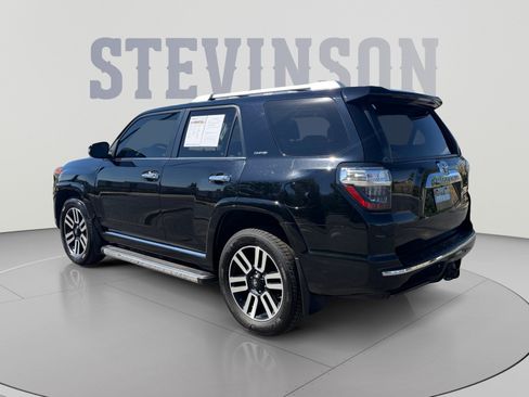 Used 2019 Toyota 4Runner Limited w/ Four Season Floor Mat Package AWD/4WD image 3