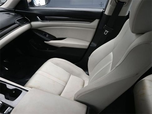Certified 2018 Honda Accord EX image 11