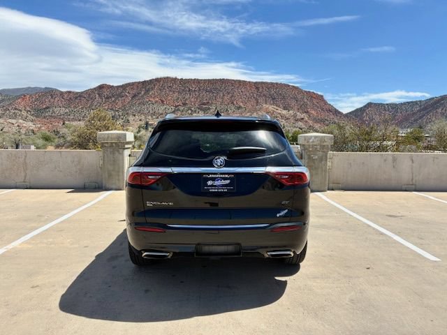 Used 2023 Buick Enclave Essence w/ Sport Touring Edition AWD/4WD image 7
