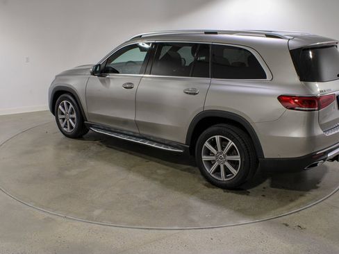 Used 2021 Mercedes-Benz GLS 450 4MATIC image 3