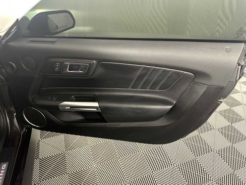 Used 2022 Ford Mustang GT Premium image 12