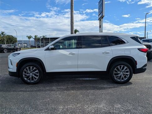 New 2026 Buick Enclave Preferred image 7