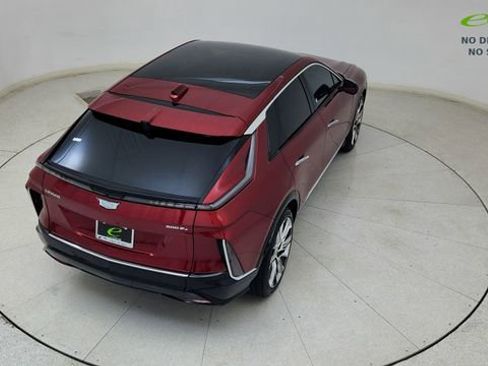 Used 2024 Cadillac Lyriq Luxury w/ LPO, Floor Liner Package image 82