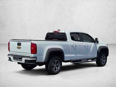 Used 2017 Chevrolet Colorado Z71 AWD/4WD image 5