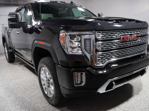 Used 2023 GMC Sierra 2500 Denali w/ Denali Ultimate Package image 5