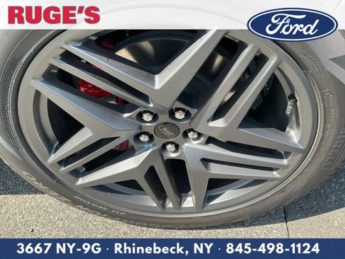 New 2026 Ford Explorer ST-Line w/ ST-Line Street Pack AWD/4WD image 10