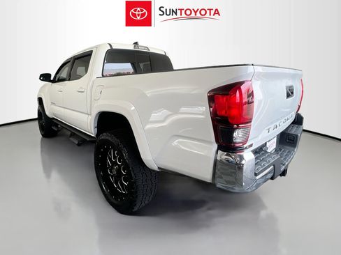 Used 2020 Toyota Tacoma SR5 RWD image 6