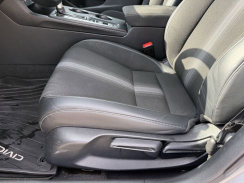 Used 2022 Honda Civic Sport image 29