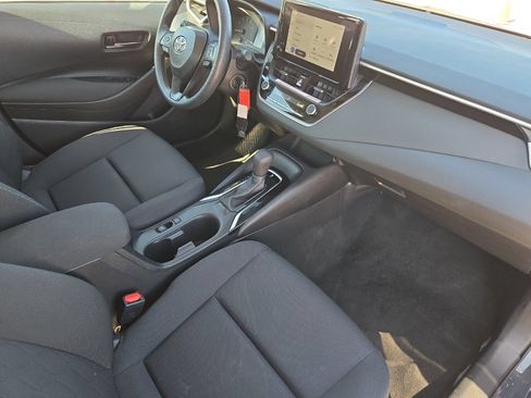 Certified 2025 Toyota Corolla LE FWD image 14