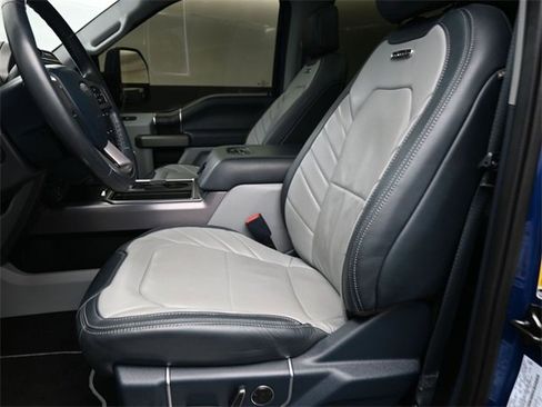 Used 2022 Ford F450 Limited image 24