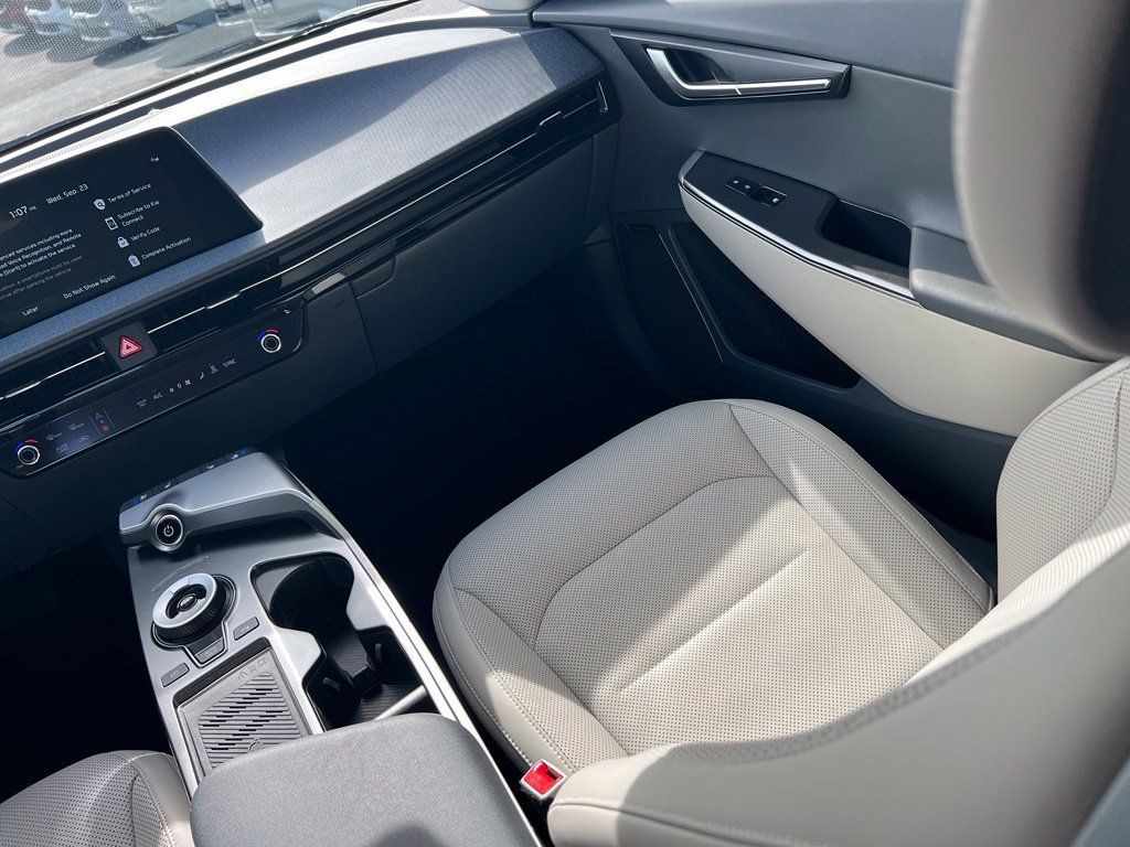 Certified 2023 Kia EV6 Wind RWD image 11