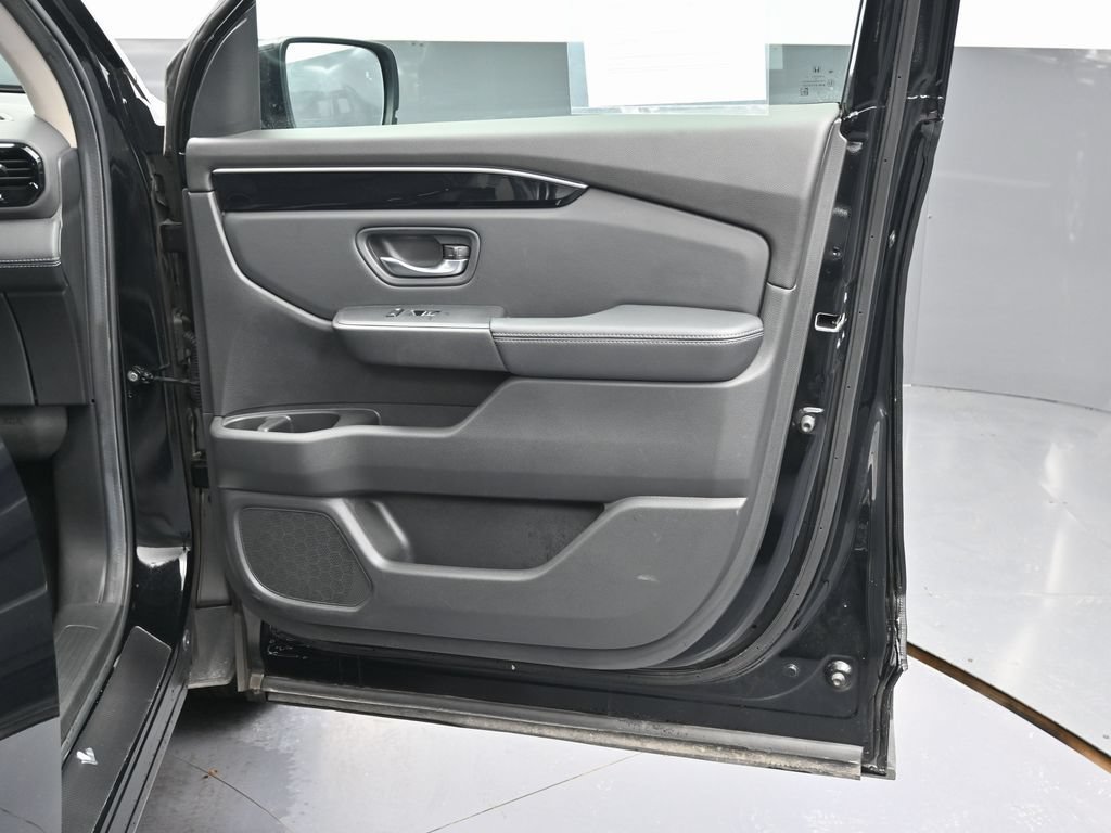 Used 2025 Honda Pilot EX-L image 38