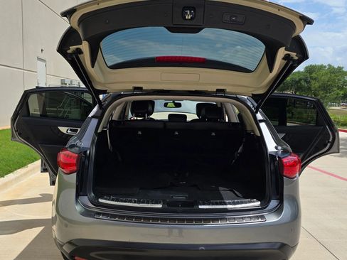 Used 2015 INFINITI QX70 2WD w/ Premium Package image 11