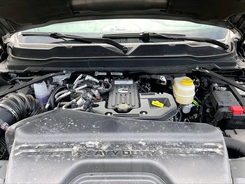 New 2026 RAM 2500 Laramie AWD/4WD image 72