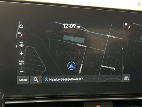 Used 2025 Hyundai Elantra SEL FWD image 15