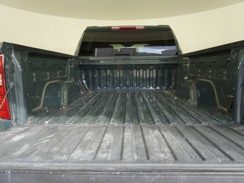 Used 2025 Chevrolet Silverado 1500 LT AWD/4WD image 35