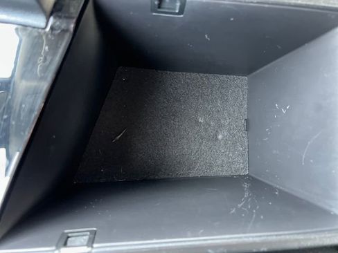 Used 2021 Hyundai Elantra Blue image 25