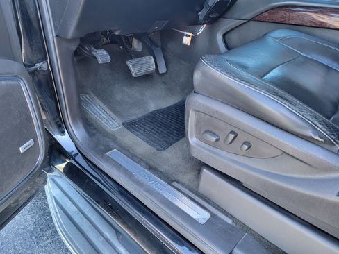 Certified 2016 GMC Yukon SLT image 25