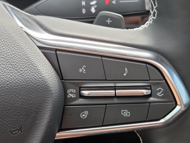 New 2027 Chevrolet Traverse LT w/ Sun and Wheel Package FWD image 17