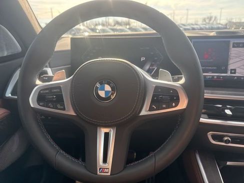 Used 2025 BMW X5 M60i w/ Executive Package image 12