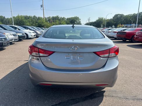 Used 2013 Hyundai Elantra GLS FWD image 6