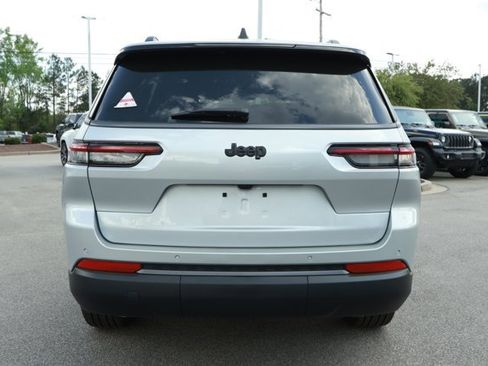 New 2026 Jeep Grand Cherokee L Limited RWD image 7