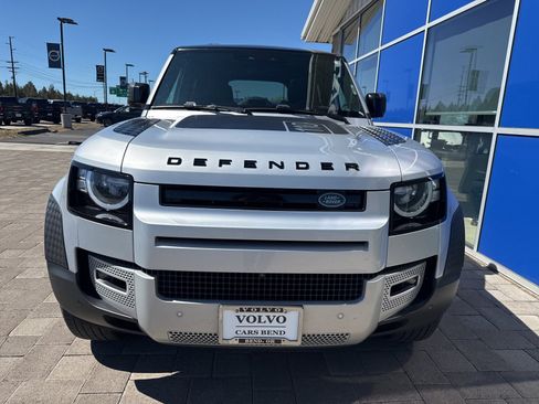 Used 2021 Land Rover Defender 110 S image 7