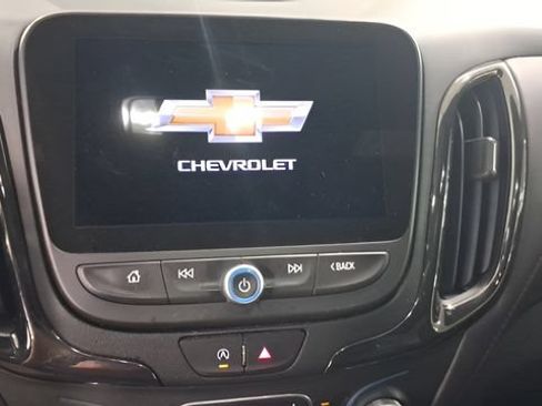 Used 2022 Chevrolet Equinox RS w/ RS Leather Package AWD/4WD image 12