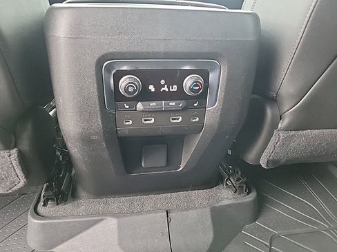 Used 2021 Chevrolet Tahoe RST w/ Luxury Package AWD/4WD image 12