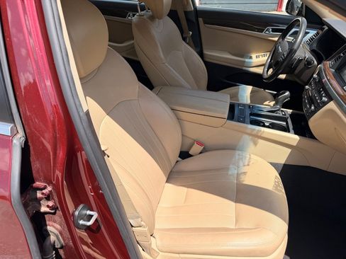Used 2016 Hyundai Genesis 3.8 RWD image 14