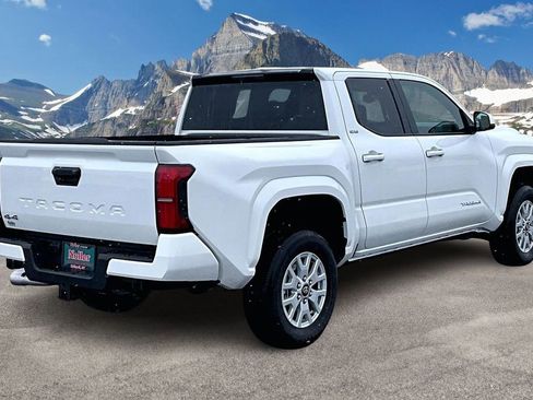 Used 2025 Toyota Tacoma SR5 image 2