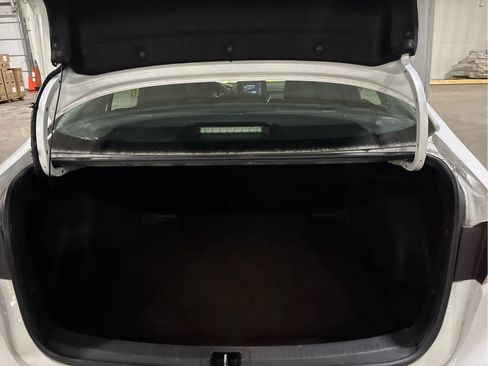Used 2024 Toyota Corolla LE FWD image 7