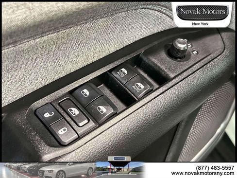 Used 2022 Jeep Compass Latitude AWD/4WD image 19