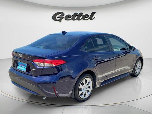 Used 2021 Toyota Corolla LE FWD image 5