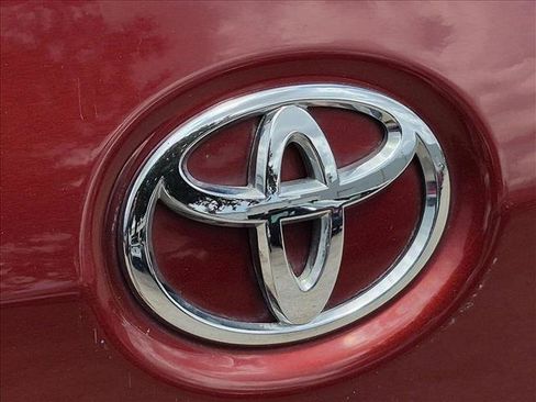 Used 2017 Toyota Sienna XLE FWD image 16