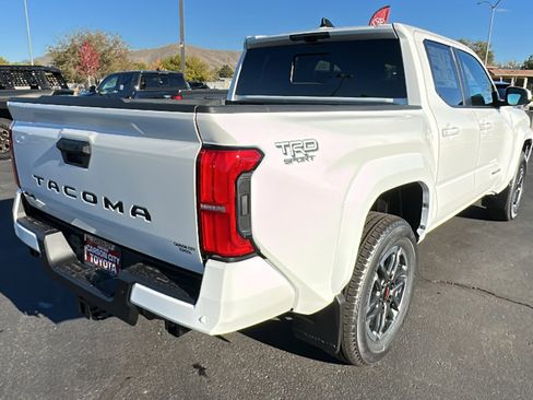 New 2025 Toyota Tacoma TRD Sport image 3
