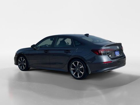 Used 2025 Honda Civic Sport Touring image 4