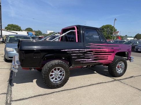 Used 1987 Chevrolet Blazer Silverado 2dr 4WD SUV image 17