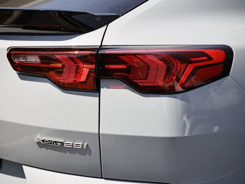New 2026 BMW X2 xDrive28i w/ Technology Package AWD/4WD image 7