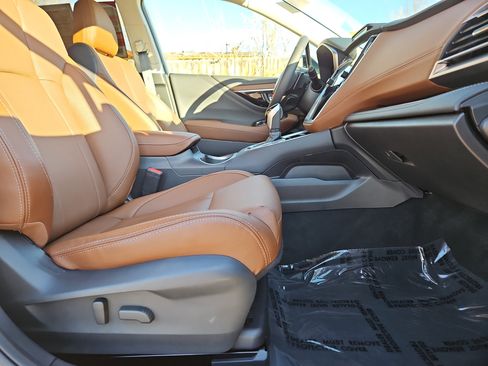 Used 2025 Subaru Outback Touring XT w/ Popular Package #2 image 9