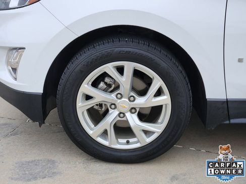 Used 2018 Chevrolet Equinox Premier image 16