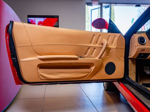 Used 2005 Ferrari 575M Maranello Superamerica image 8