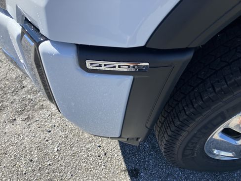 New 2026 GMC Sierra 3500 Denali w/ Denali Reserve Package image 2