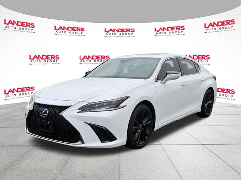 Used 2022 Lexus ES 300h F Sport w/ Accessory Package 2 FWD image 1