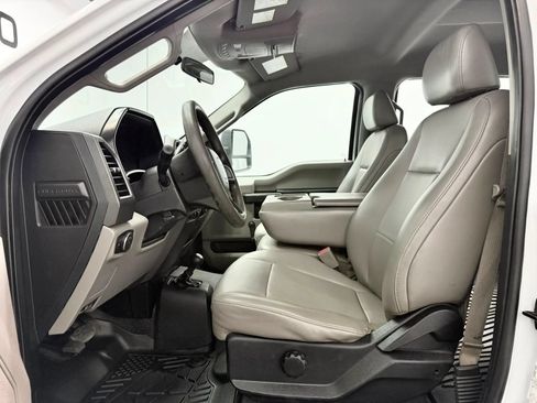 Used 2017 Ford F350 XL AWD/4WD image 10