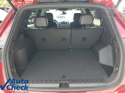 Used 2024 Chevrolet Equinox RS w/ RS Leather Package FWD image 10