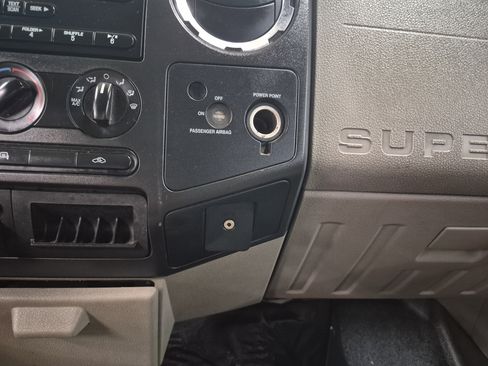 Used 2008 Ford F350 XLT image 24