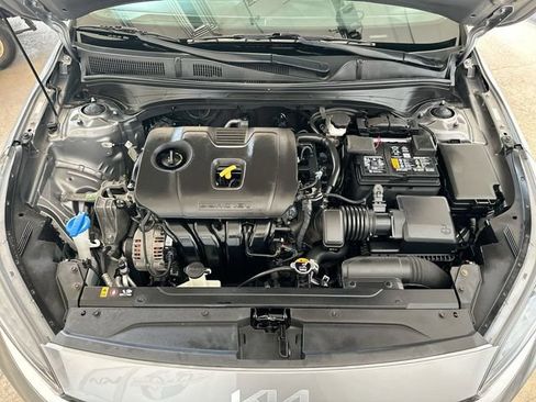 Certified 2023 Kia Forte LXS w/ LXS Technology Package FWD image 19